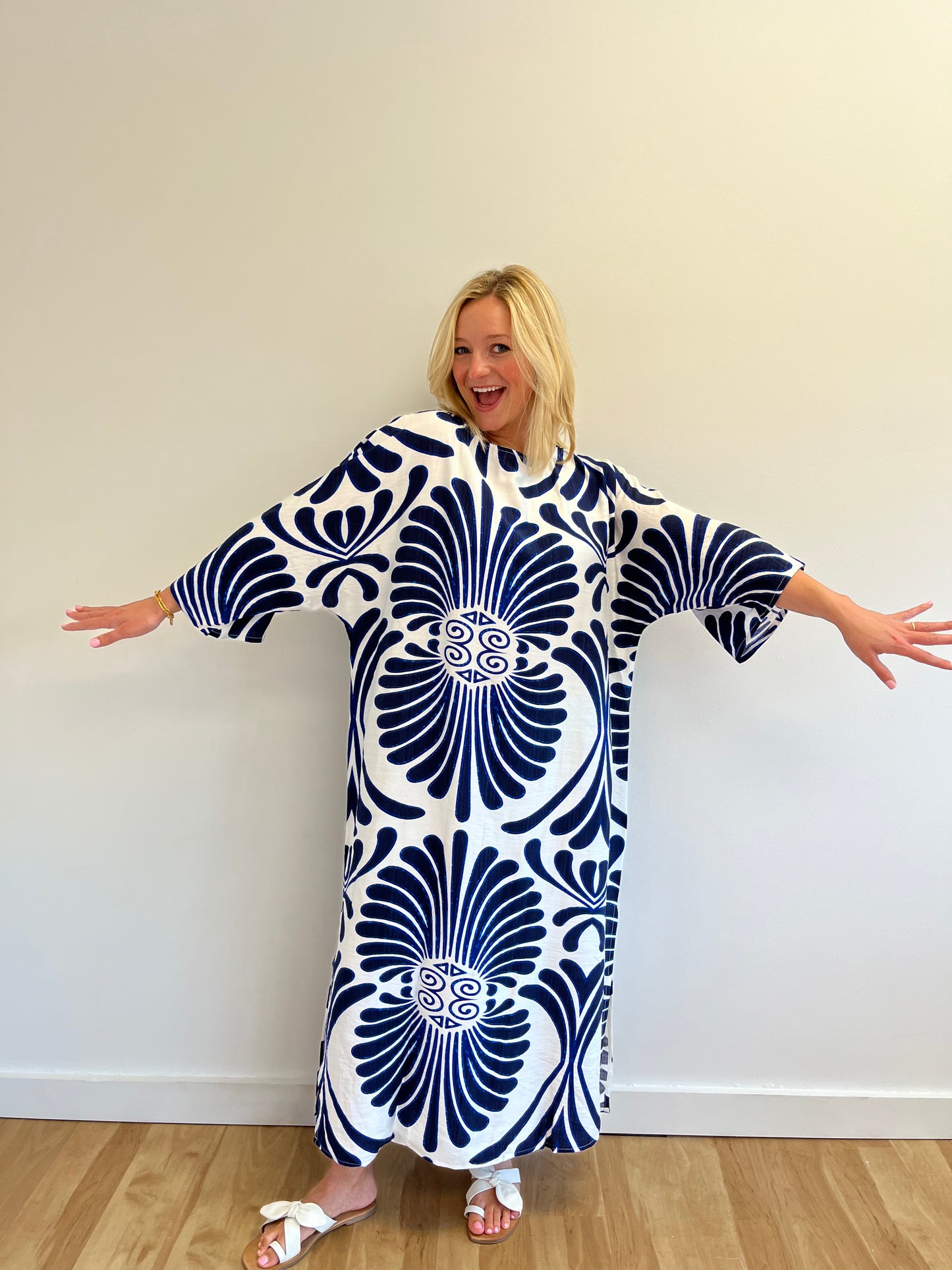 Sandie Flowy Dress - Blue