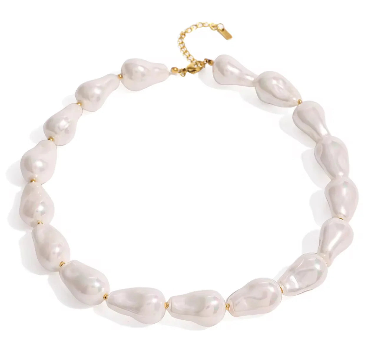 Clara Pearl Necklace