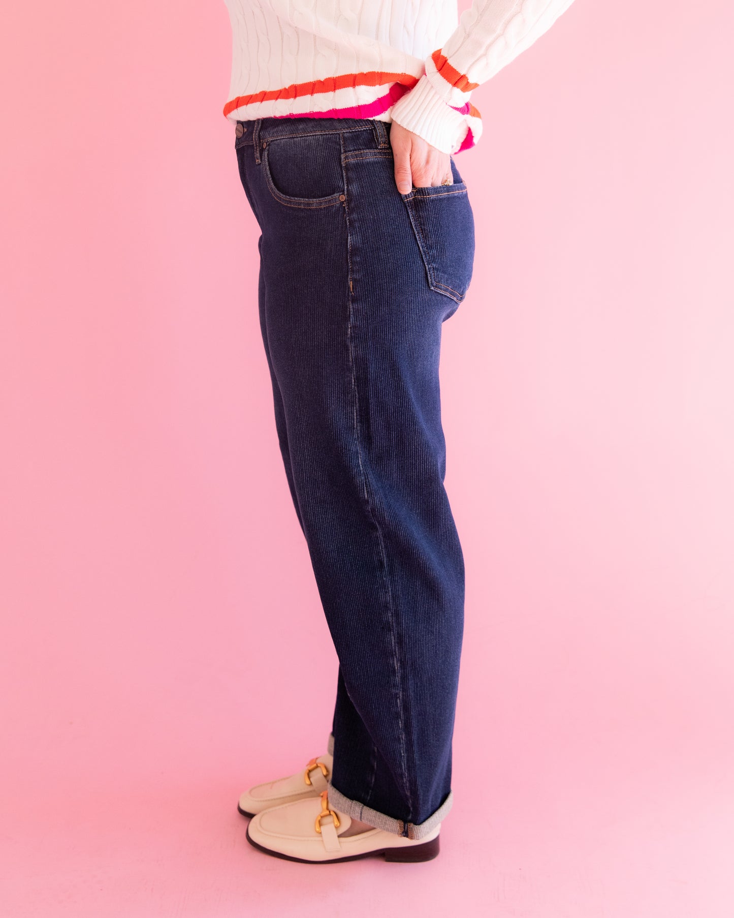 Anna Dark Textured Barrel Jeans