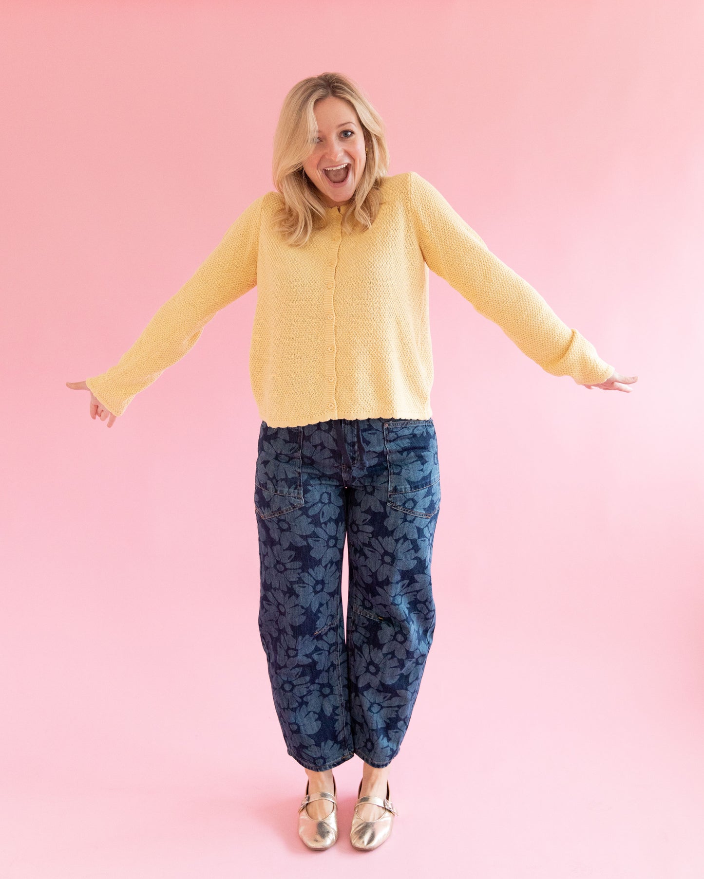 Shelby Dark Floral Print Barrel Jeans