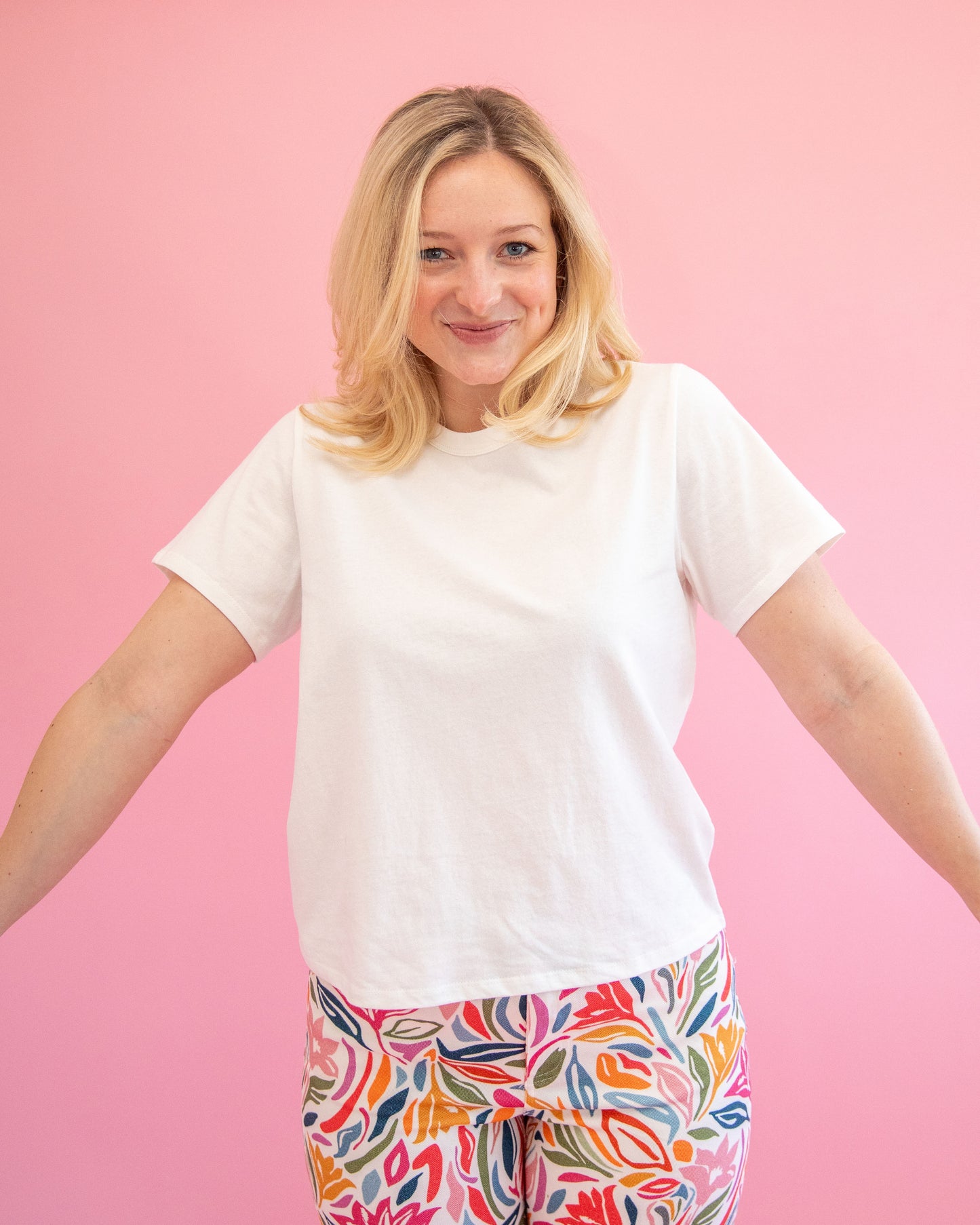 Jane Classic White Tee