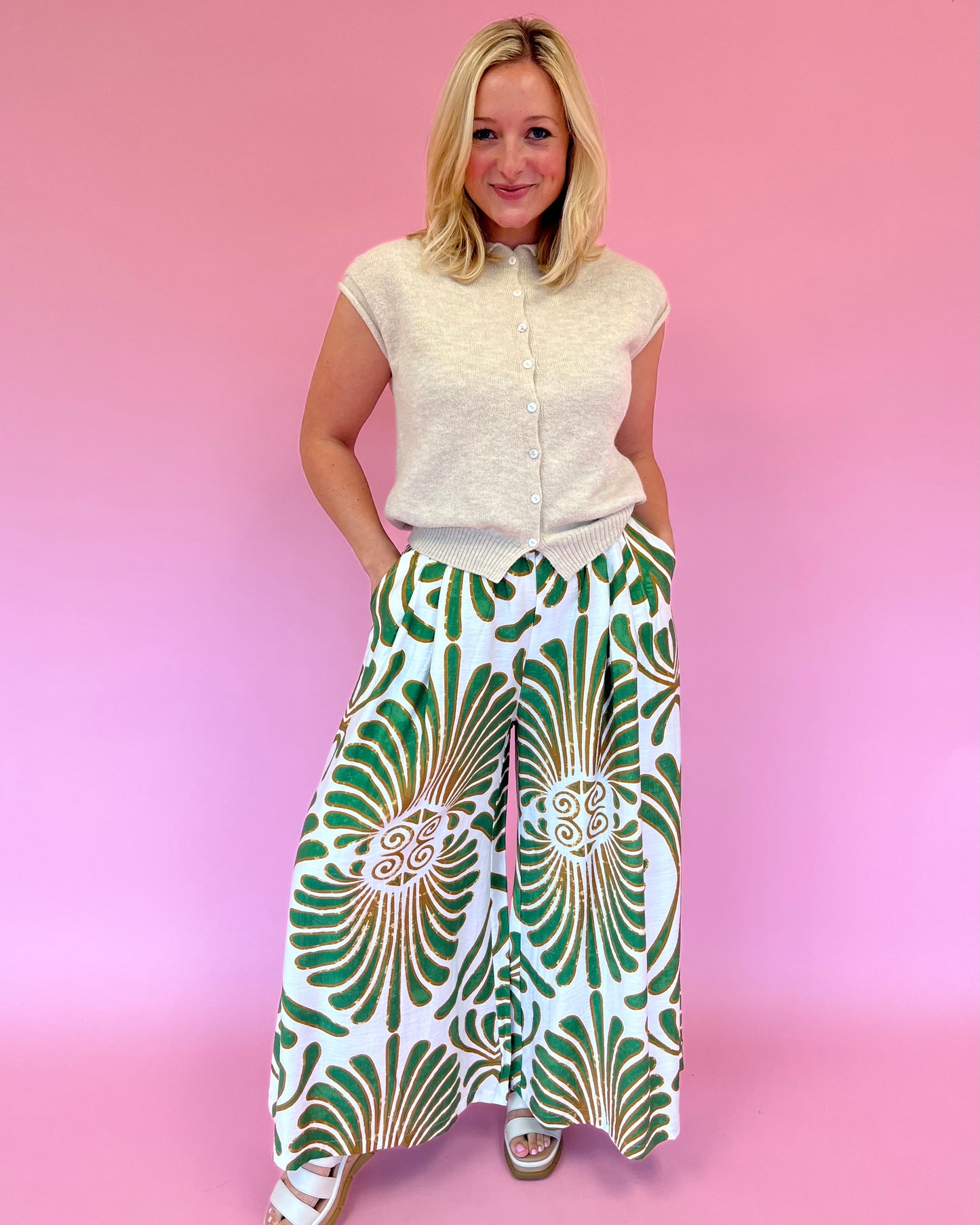 Abigail Green Pattern Pants