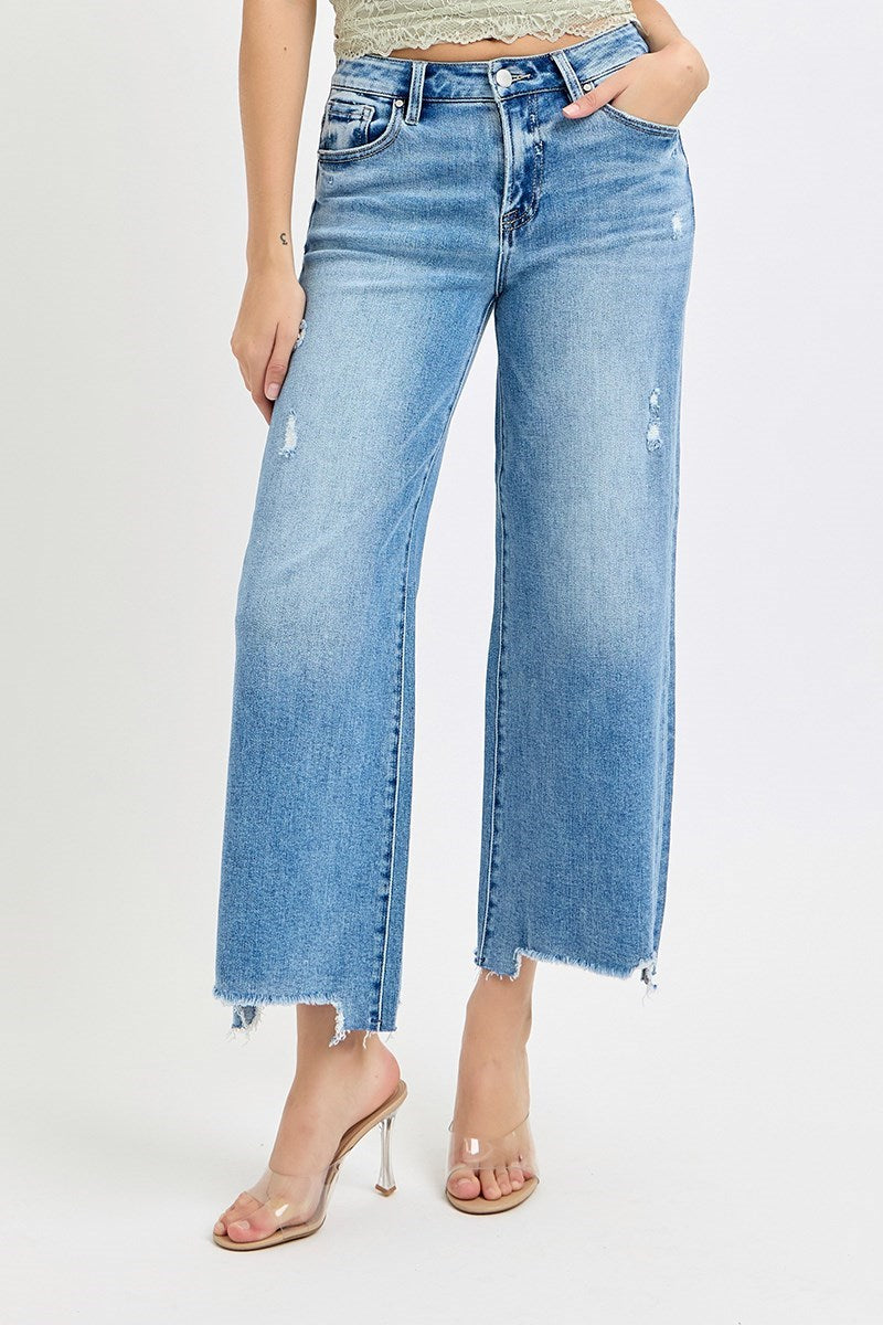 Laura Medium Wash Cropped Jean