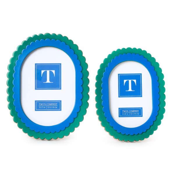 Blue Oval Scallop Frame