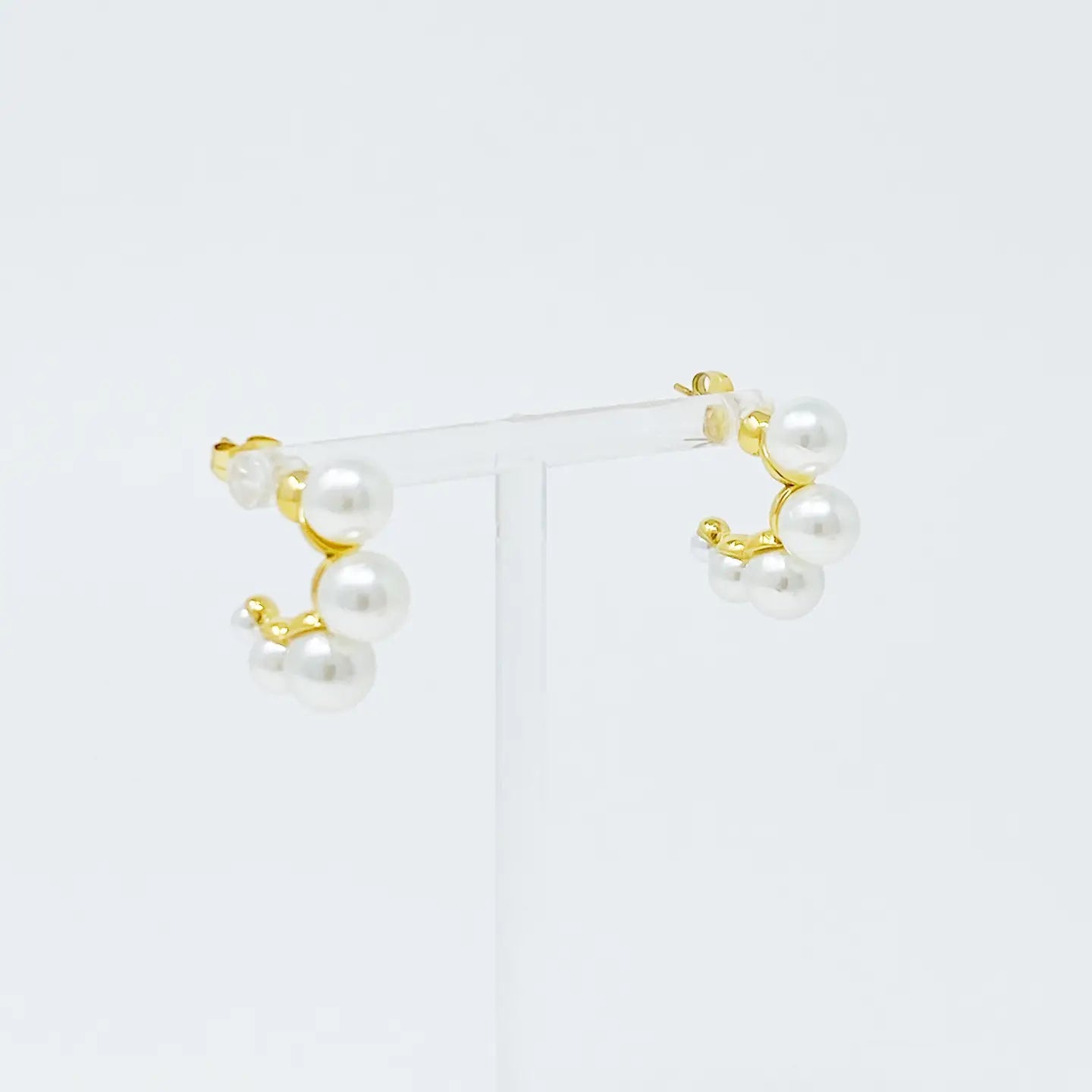 Andi Pearl Hoop Earrings