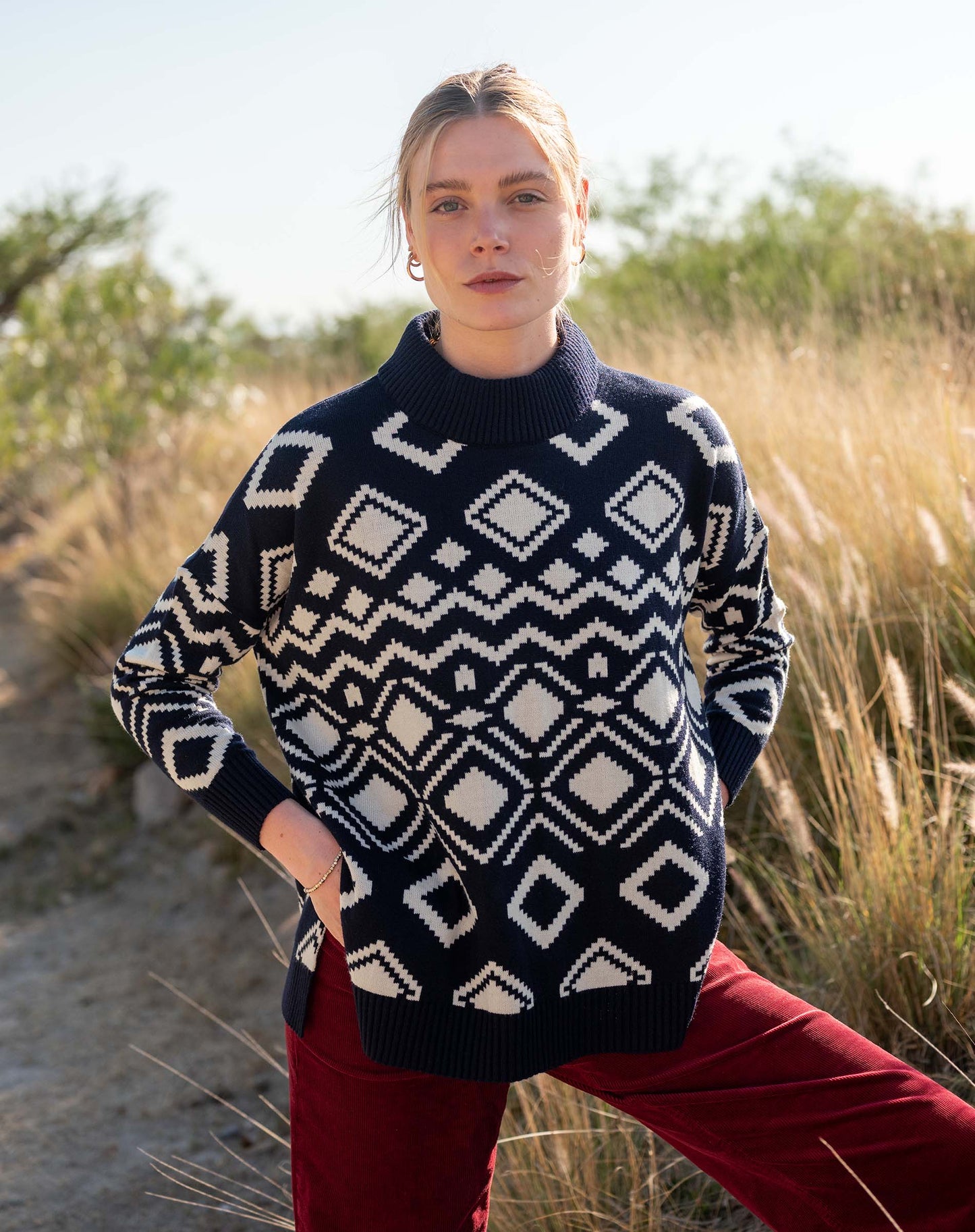 Sun Valley Sweater - Navy and Cream